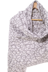 צעיף של בסטייל חברבורות באפור-OS